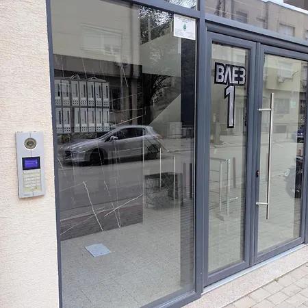 Апартаменти Modern&stylish -