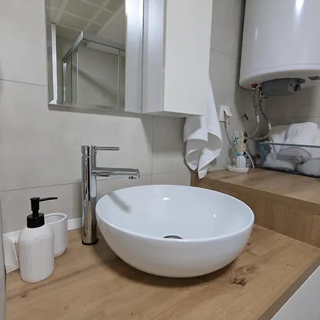 Modern&stylish - *