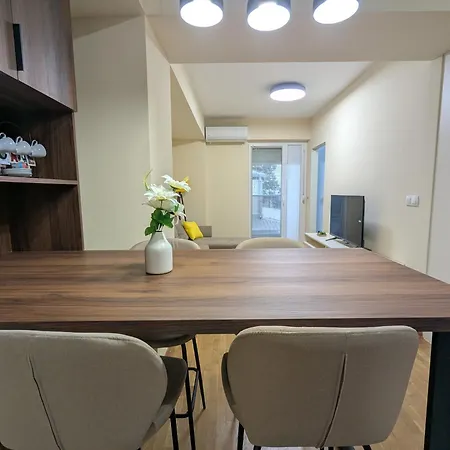 Modern&stylish - Apartment *