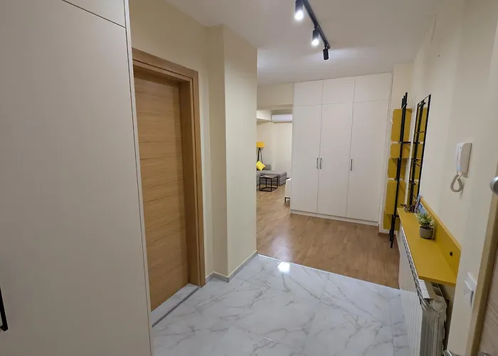 Апартаменти Modern&stylish -