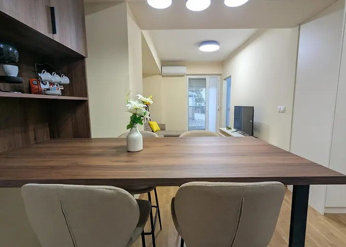 Modern&stylish - Апартаменти *